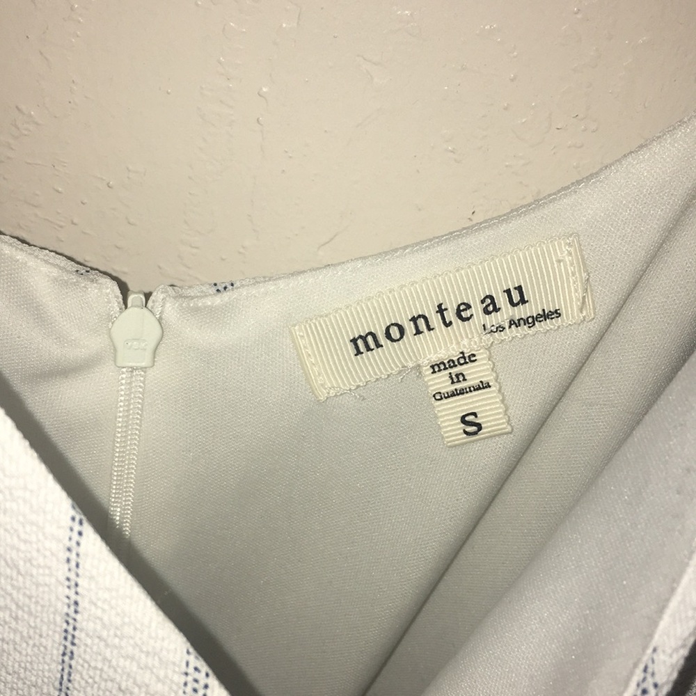 4/$25 Light beachy jumpsuit - Picture 7 of 7